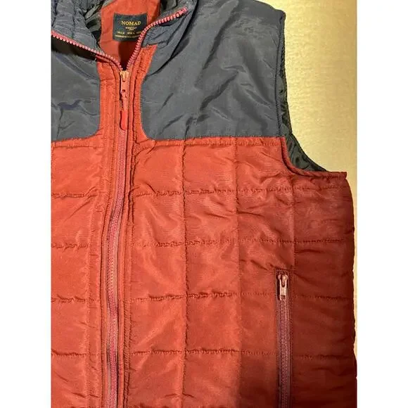 NOMAD OUTDOOR ZIP UP QUILTED PUFFER VEST JACKET MENS SIZE M MAROON‎ & BLUE NWT - Picture 4 of 4
